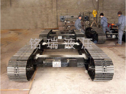 154鋼制履帶底盤