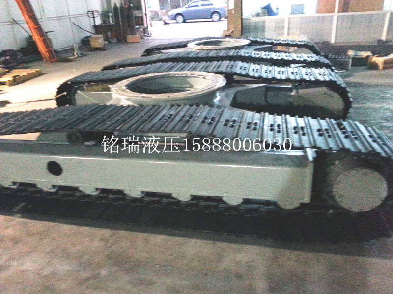 螺旋打樁機(jī)上用X梁底盤